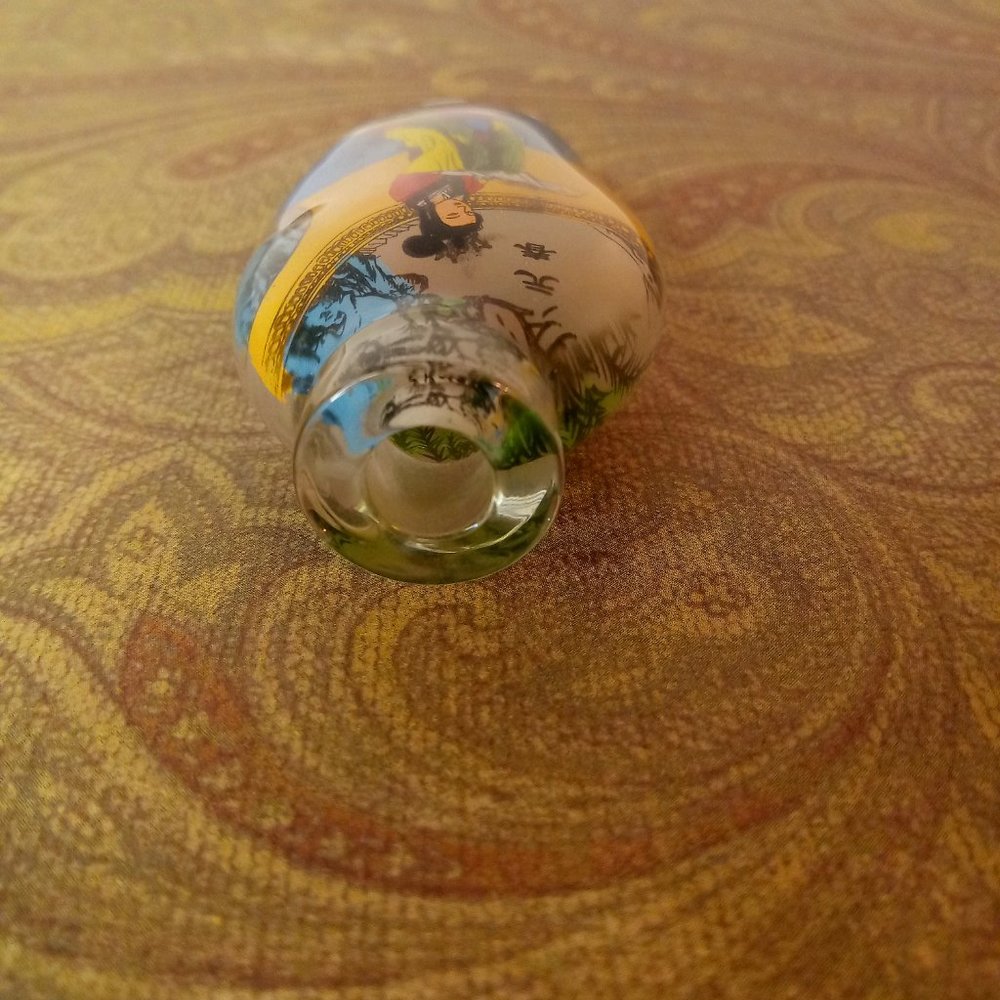 Reverse Hand Painted Chinese Glass Snuff Bottle Two Sided no cork - Picture 8 of 8